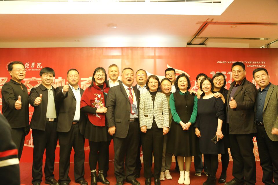 1618976330646059368.png 17B999978D0864CD448772621F08A831.png